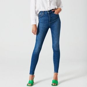 NEW WITH TAGS Denim Forum Aritzia Lola High Rise Skinny Size 27